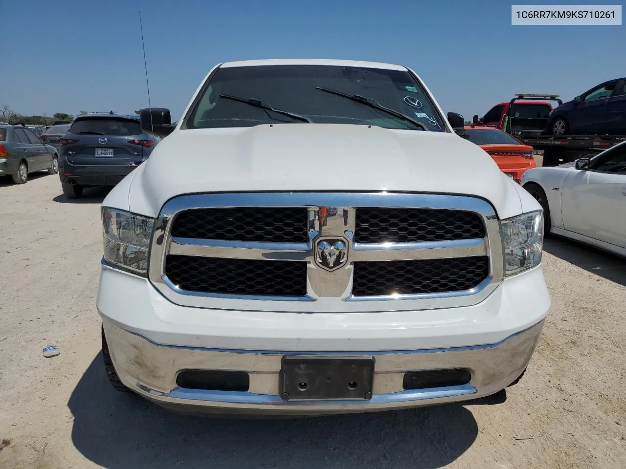 1C6RR7KM9KS710261 2019 Ram 1500 Classic Tradesman