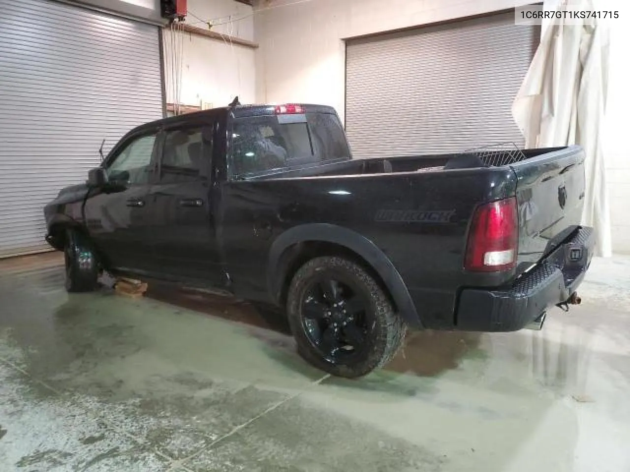 1C6RR7GT1KS741715 2019 Ram 1500 Classic Slt