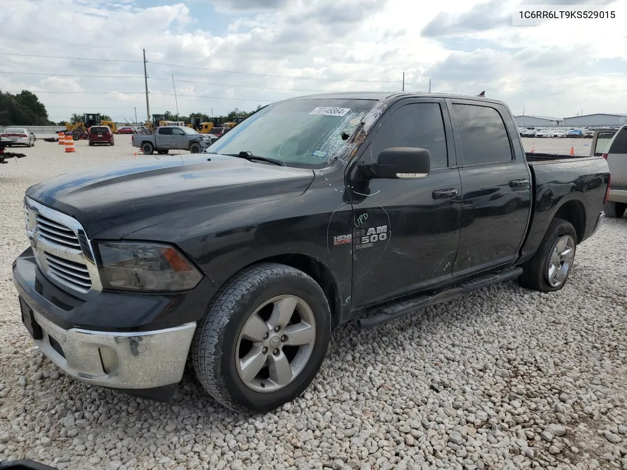 1C6RR6LT9KS529015 2019 Ram 1500 Classic Slt