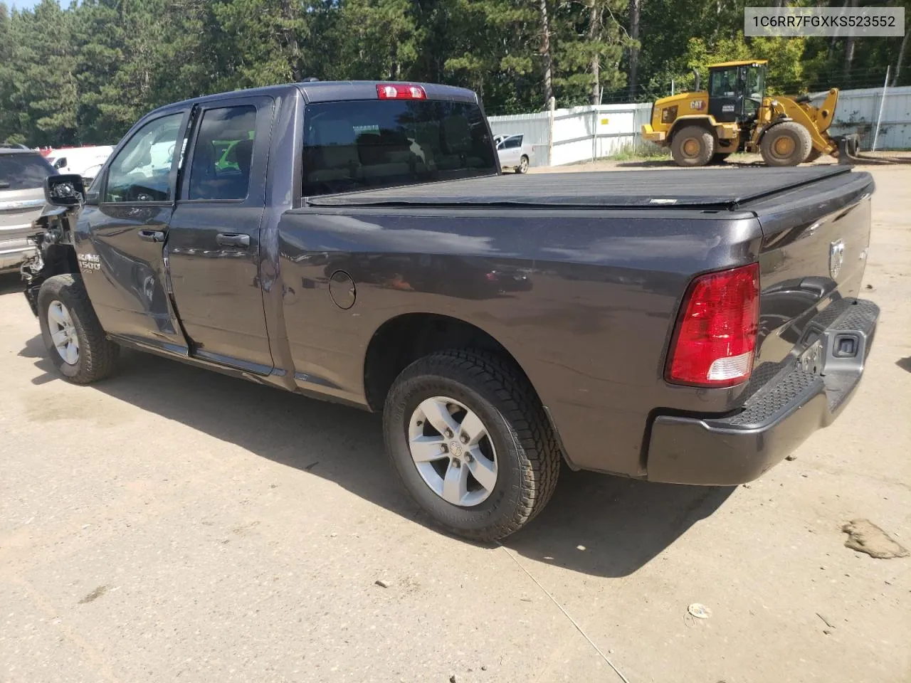 1C6RR7FGXKS523552 2019 Ram 1500 Classic Tradesman