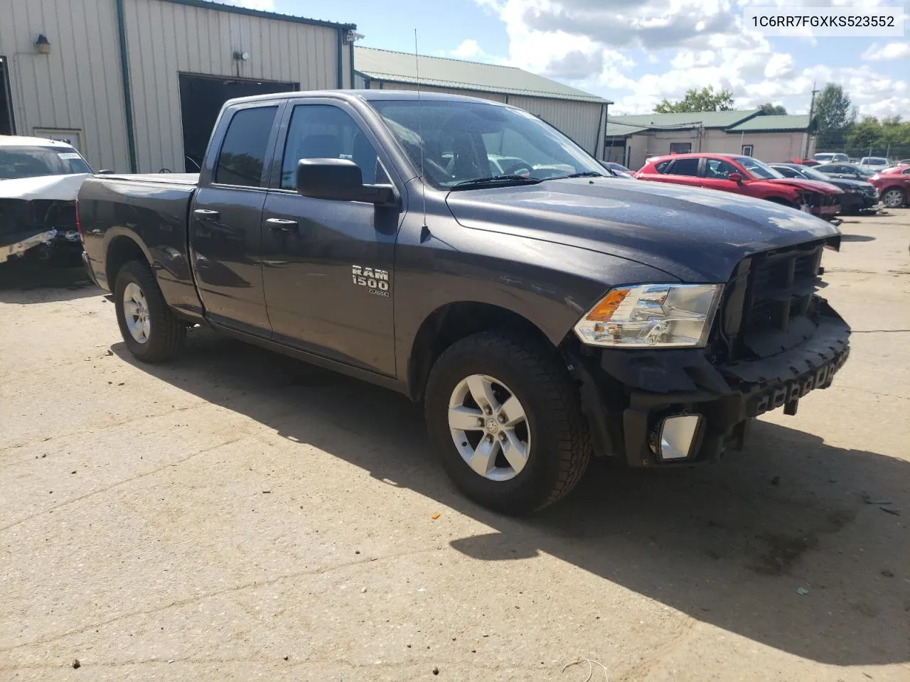 1C6RR7FGXKS523552 2019 Ram 1500 Classic Tradesman