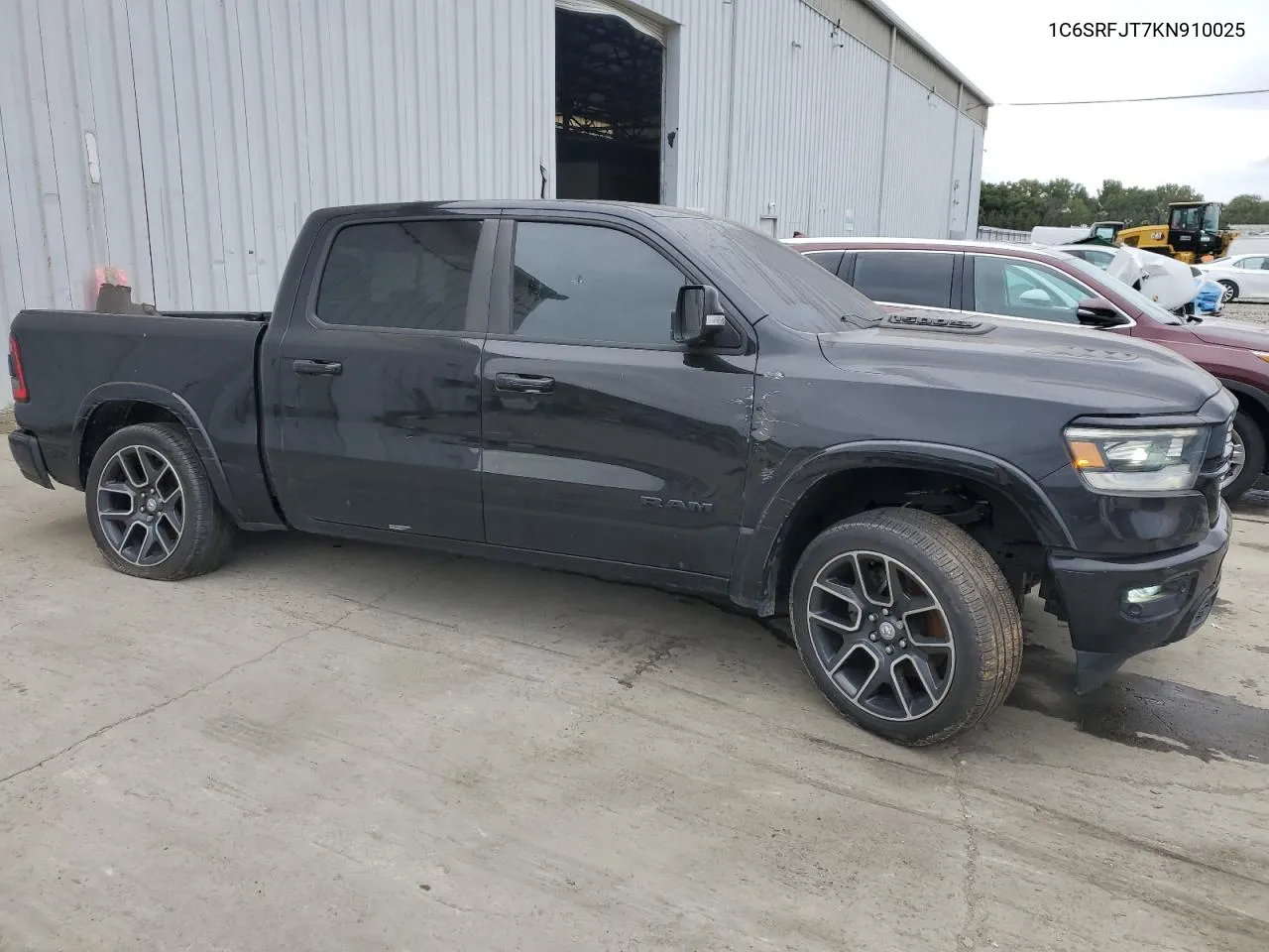 2019 Ram 1500 Laramie VIN: 1C6SRFJT7KN910025 Lot: 71648824