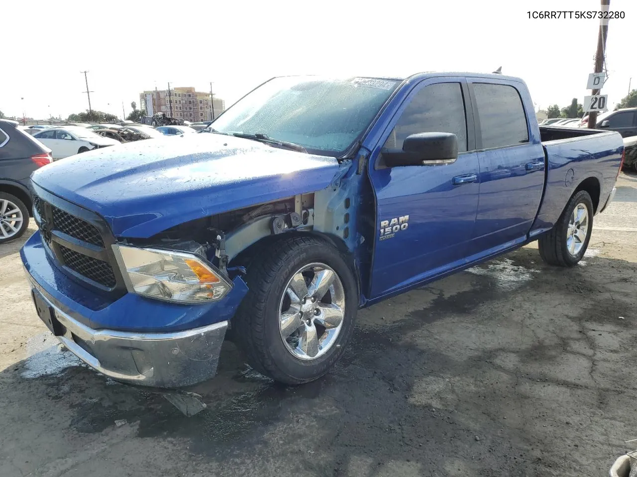 1C6RR7TT5KS732280 2019 Ram 1500 Class