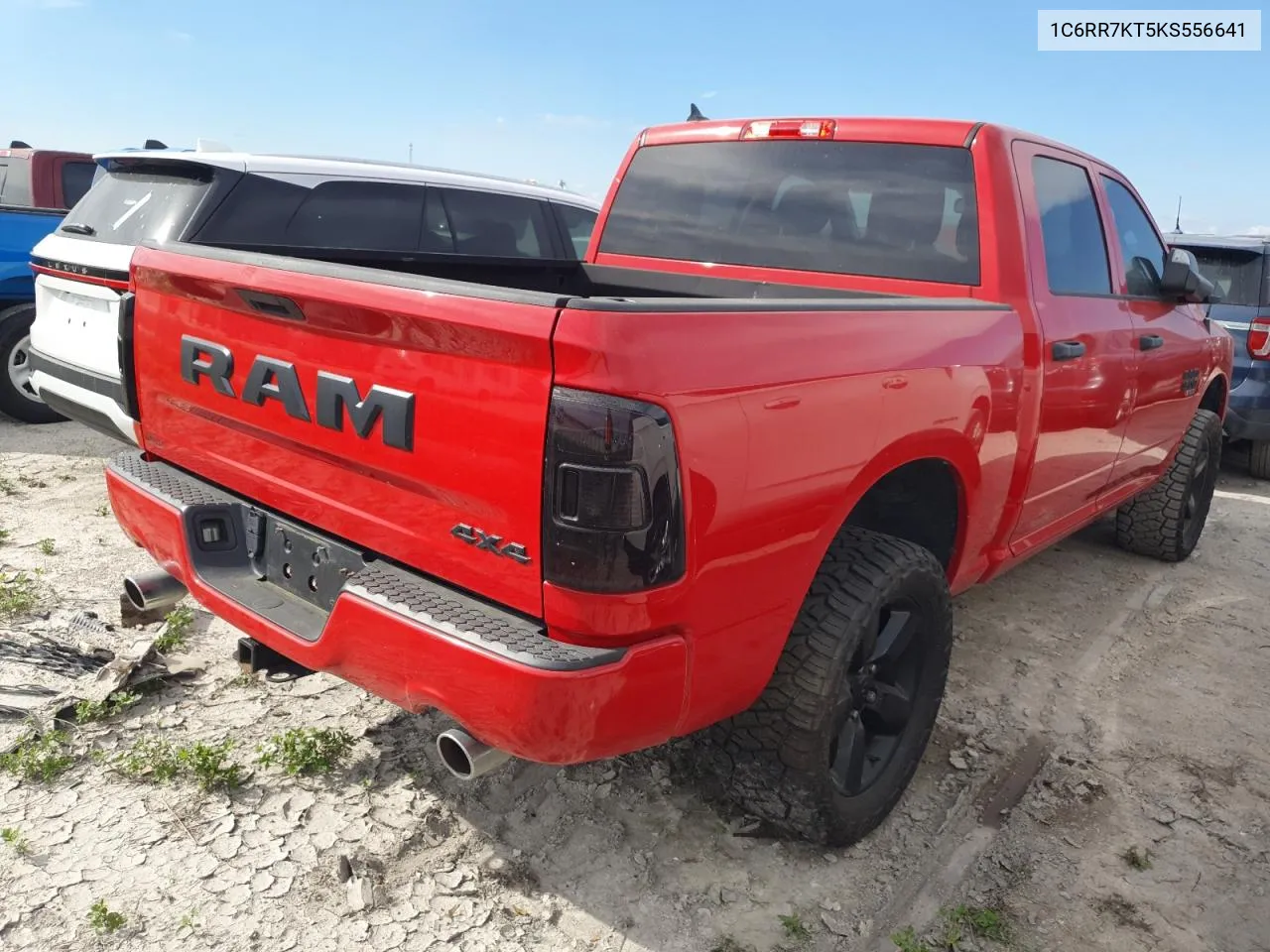 1C6RR7KT5KS556641 2019 Ram 1500 Classic Tradesman