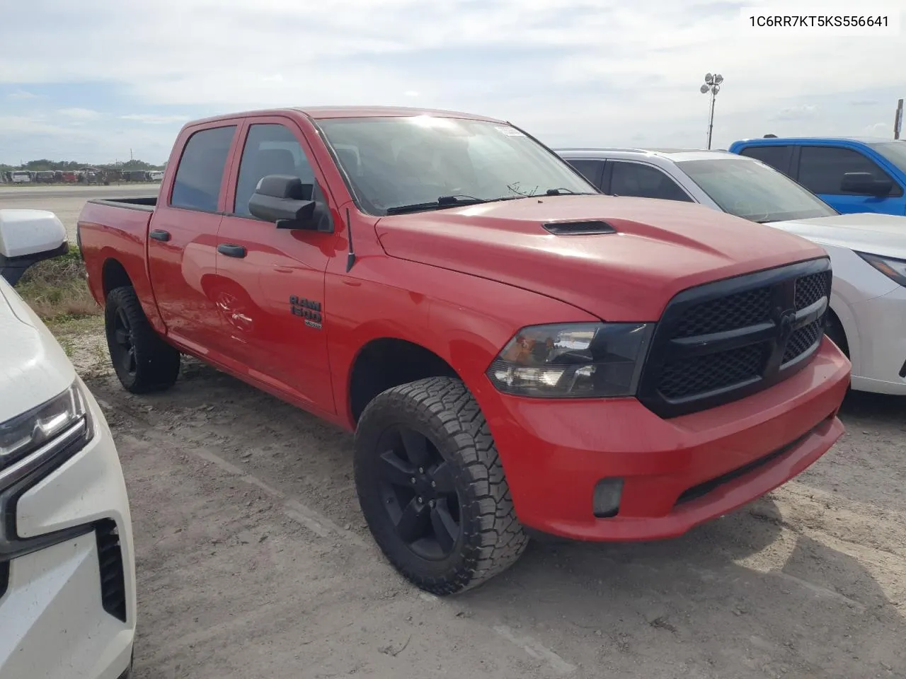 2019 Ram 1500 Classic Tradesman VIN: 1C6RR7KT5KS556641 Lot: 76336564