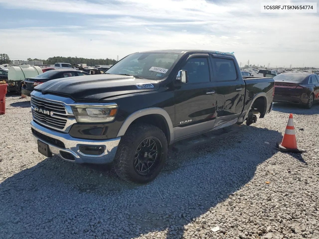 2019 Ram 1500 Laramie VIN: 1C6SRFJT5KN654774 Lot: 76581474