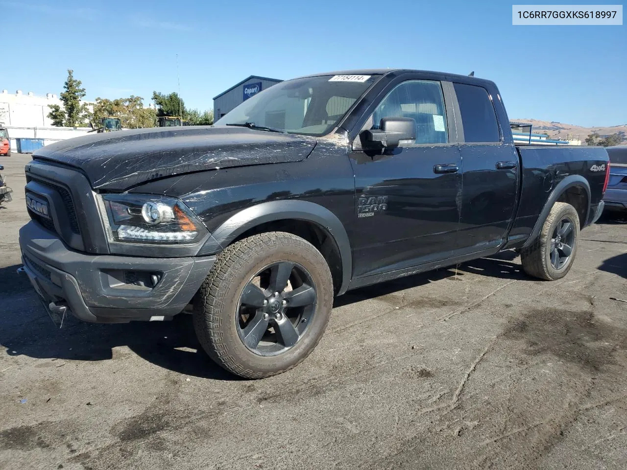 1C6RR7GGXKS618997 2019 Ram 1500 Classic Slt