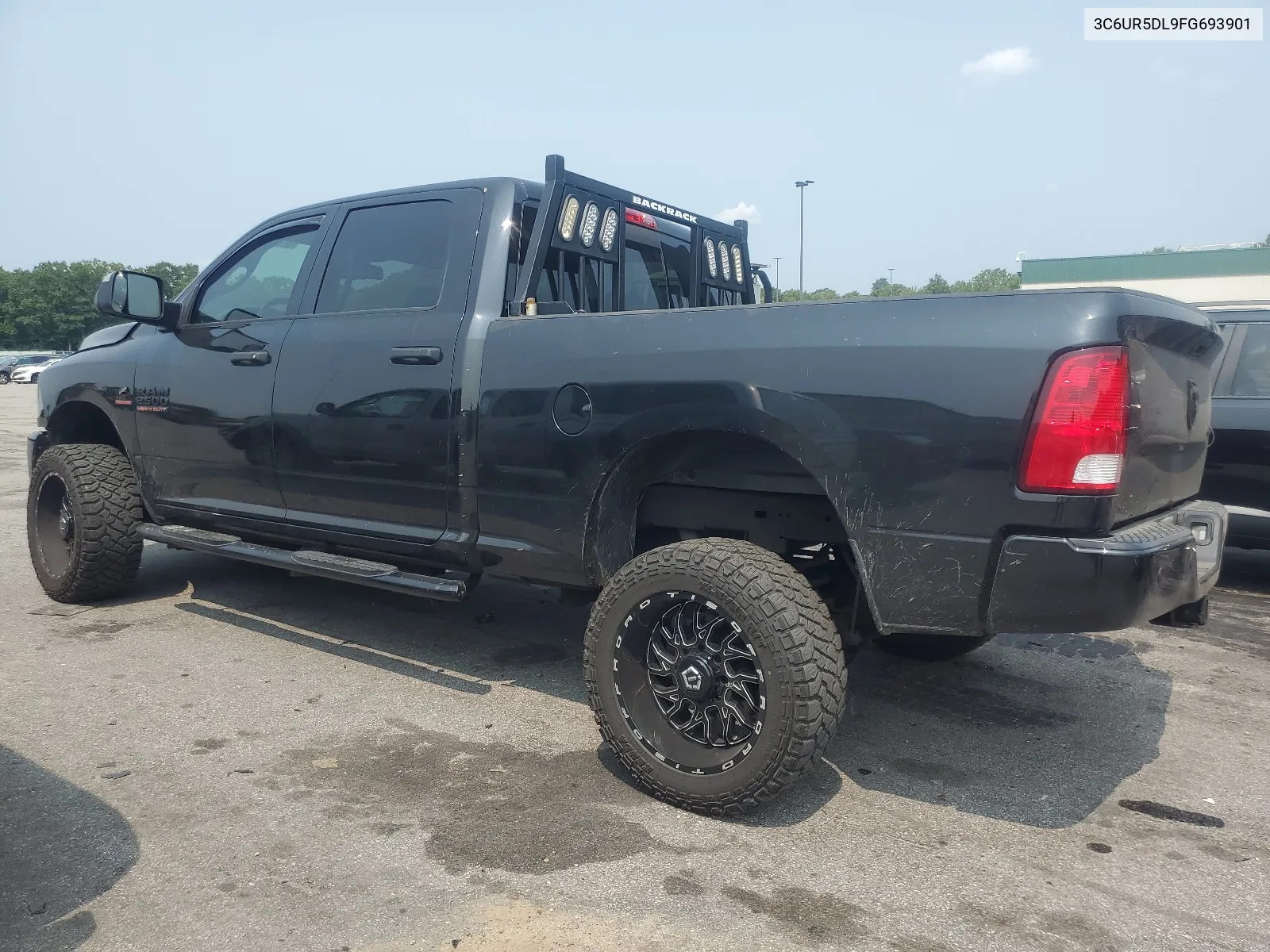 3C6UR5DL9FG693901 2015 Ram 2500 Slt