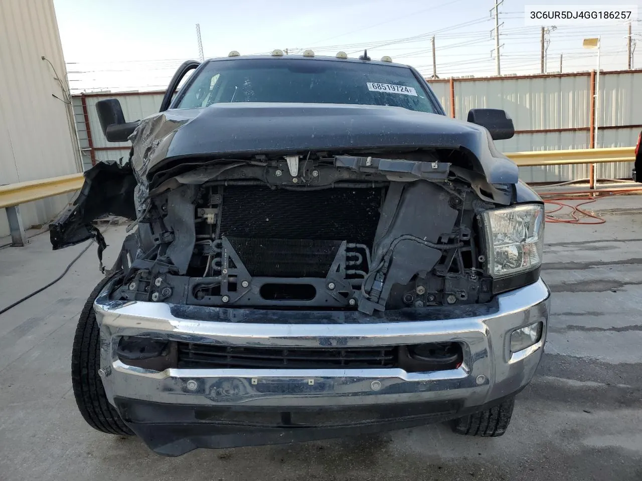 2016 Ram 2500 Slt VIN: 3C6UR5DJ4GG186257 Lot: 68519724