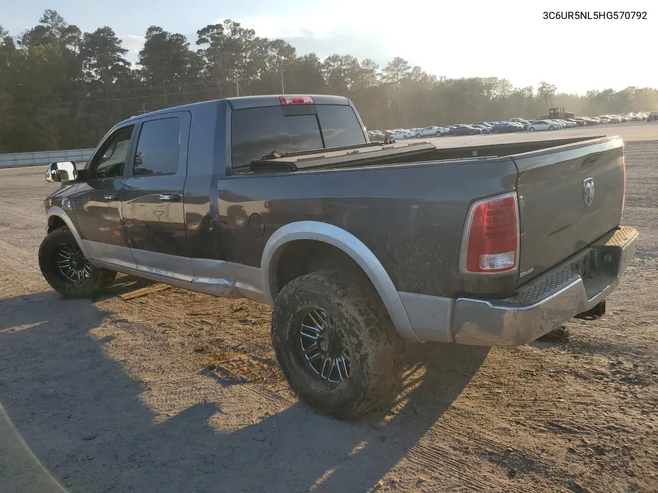 2017 Ram 2500 Laramie VIN: 3C6UR5NL5HG570792 Lot: 72202794