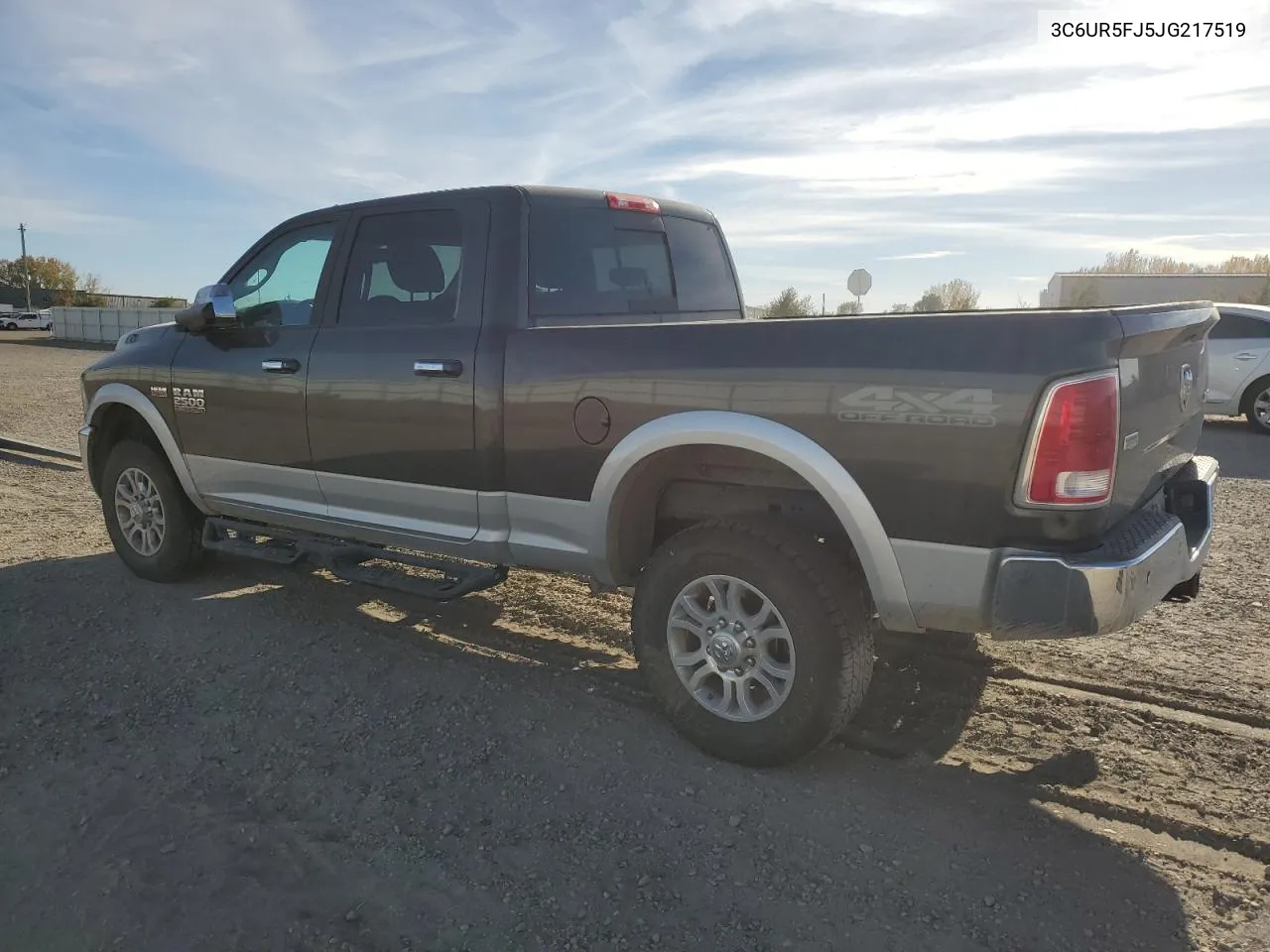 2018 Ram 2500 Laramie VIN: 3C6UR5FJ5JG217519 Lot: 75872954