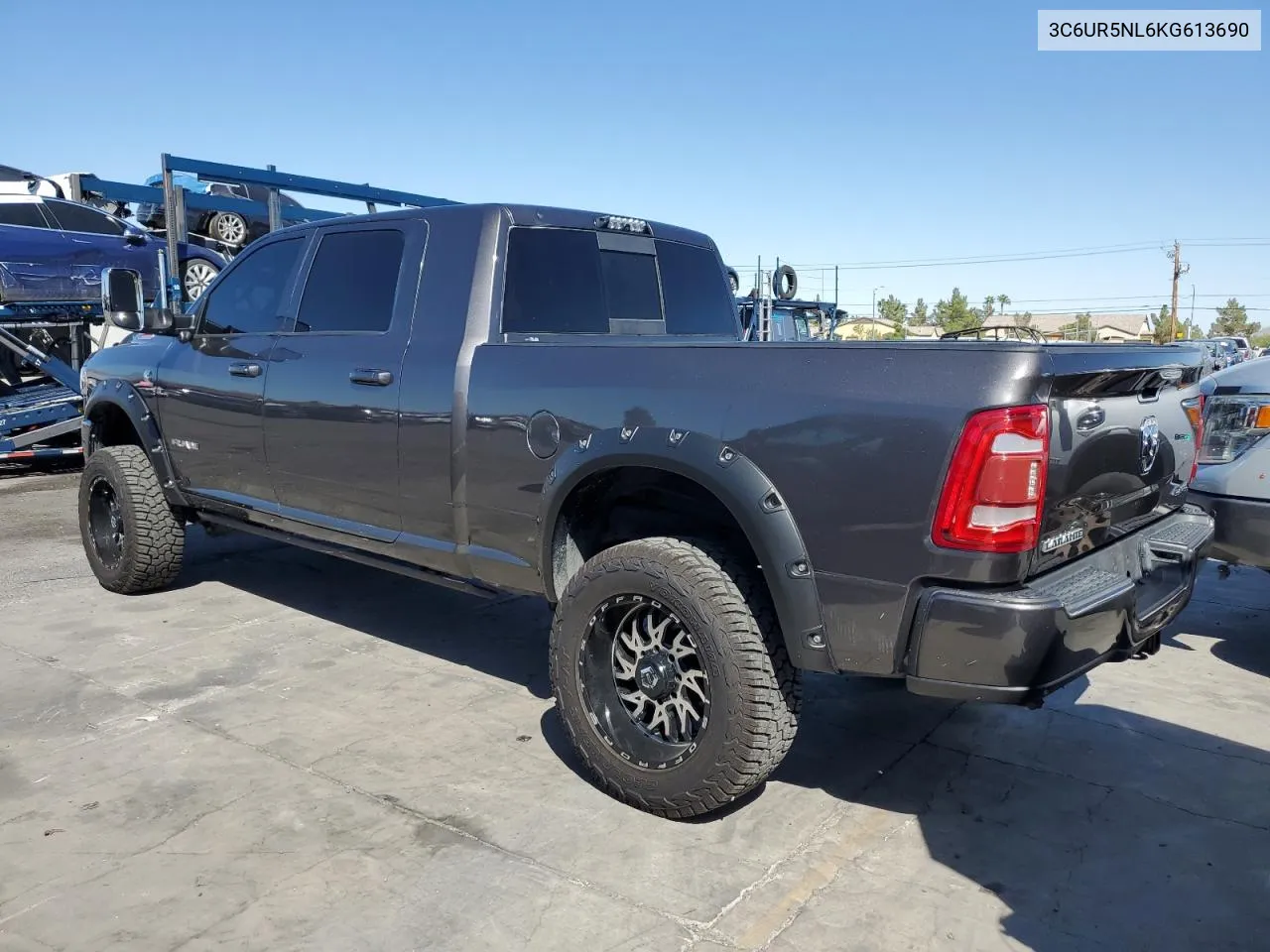 3C6UR5NL6KG613690 2019 Ram 2500 Laramie