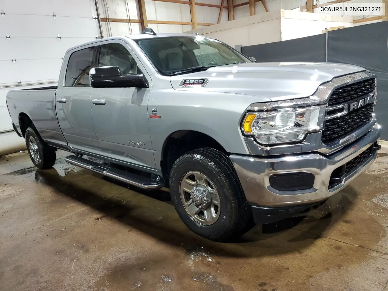 2022 Ram 2500 Big Horn/Lone Star VIN: 3C6UR5JL2NG321271 Lot: 70044184