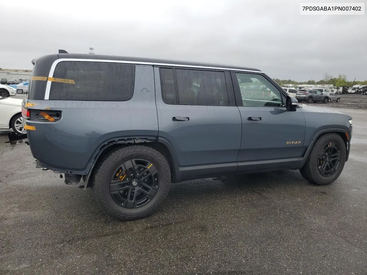 7PDSGABA1PN007402 2023 Rivian R1S Adventure