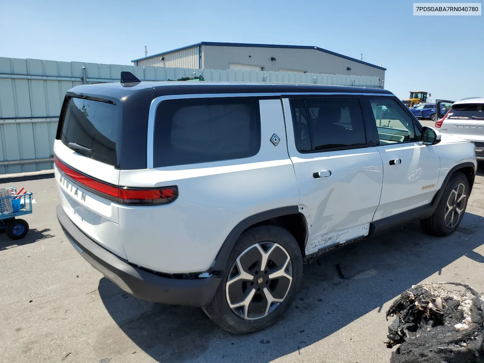 2024 Rivian R1S Adventure VIN: 7PDSGABA7RN040780 Lot: 63705184