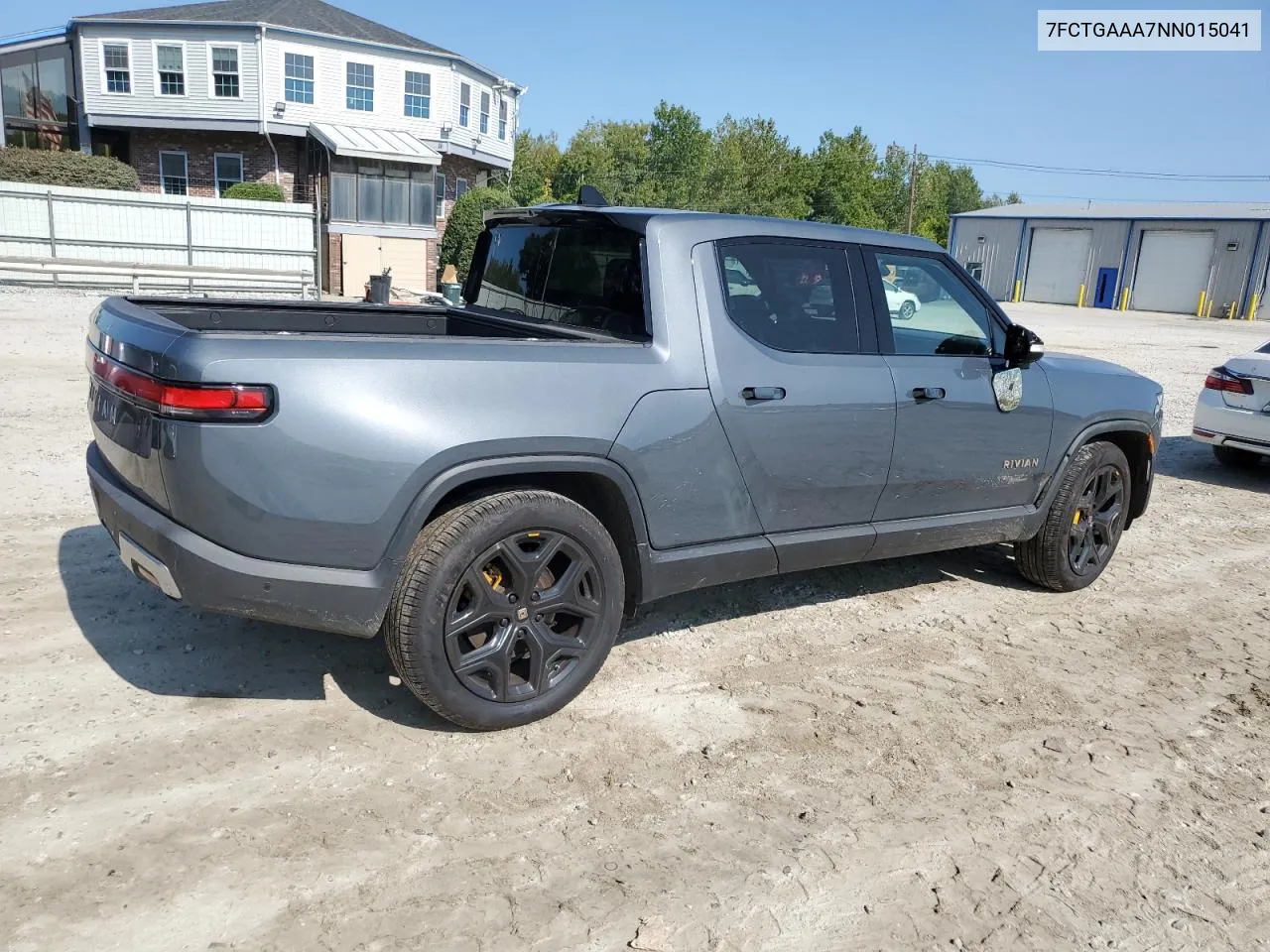 2022 Rivian R1T Adventure VIN: 7FCTGAAA7NN015041 Lot: 70955194