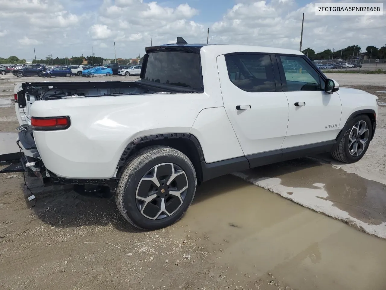 7FCTGBAA5PN028668 2023 Rivian R1T Adventure