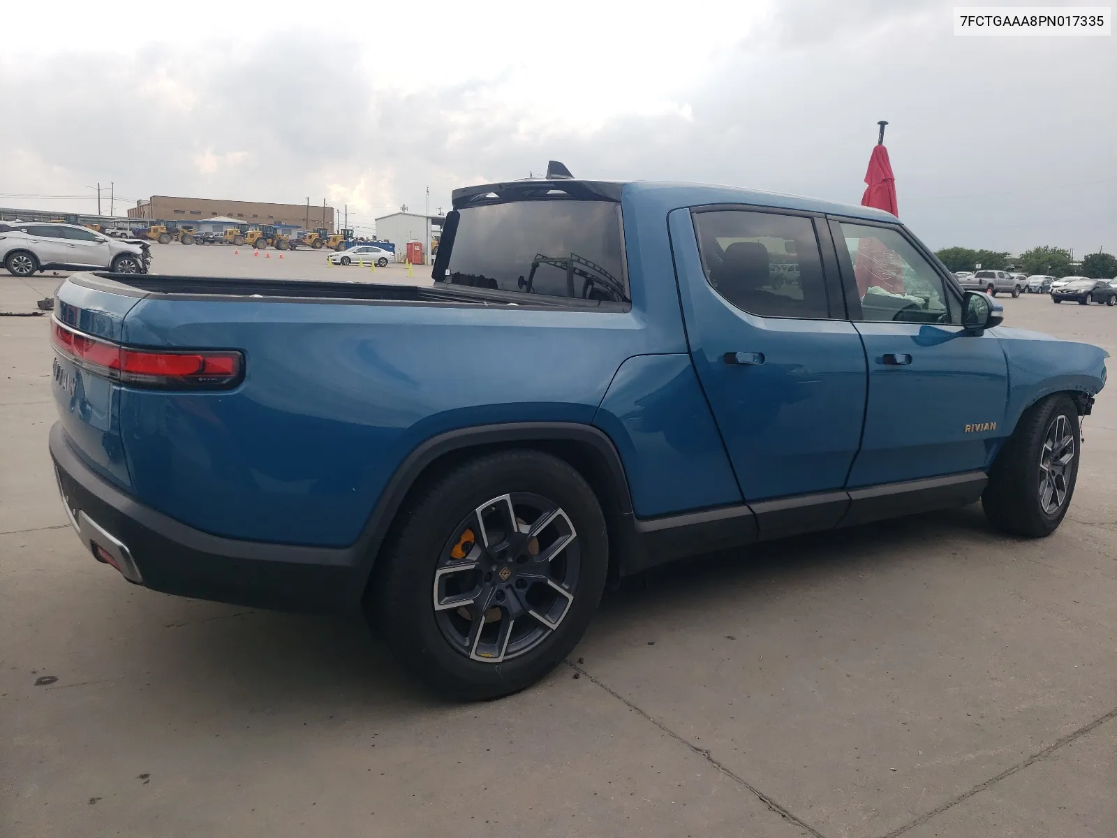 2023 Rivian R1T Adventure VIN: 7FCTGAAA8PN017335 Lot: 63705604