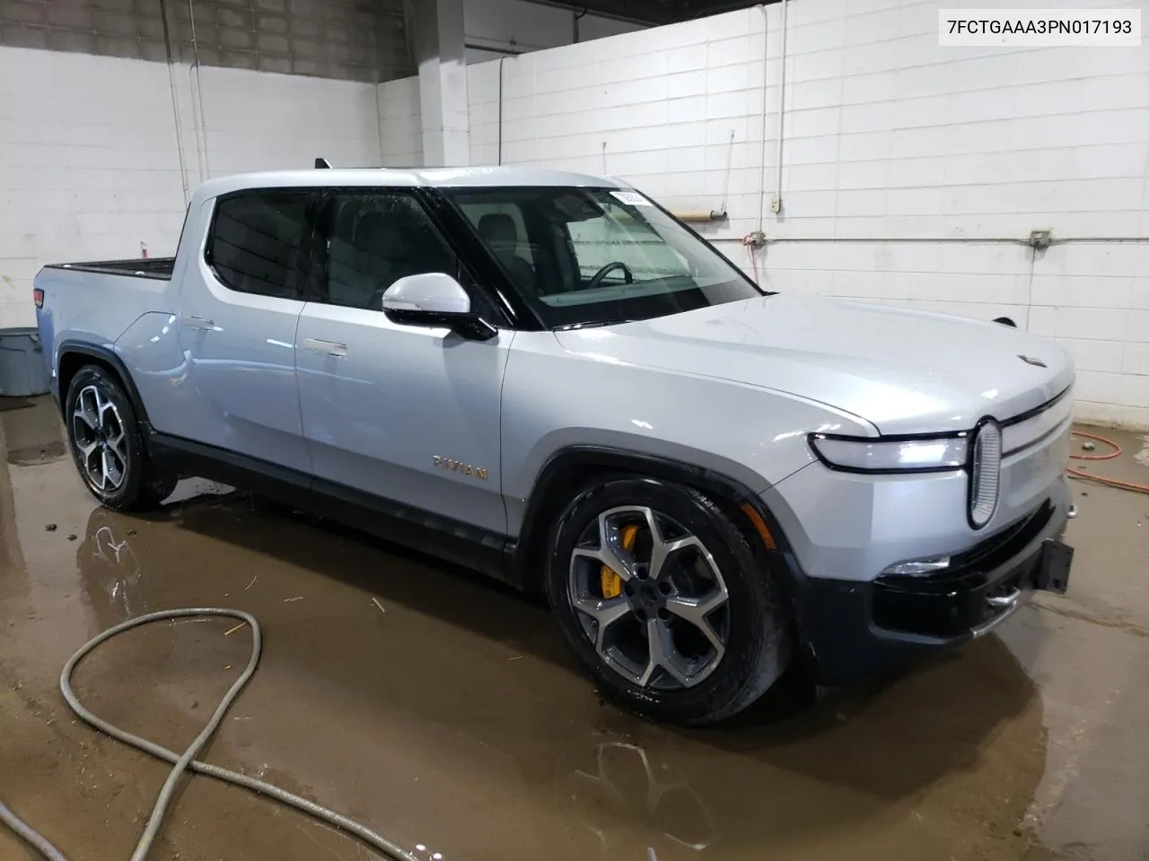 2023 Rivian R1T Adventure VIN: 7FCTGAAA3PN017193 Lot: 70056334