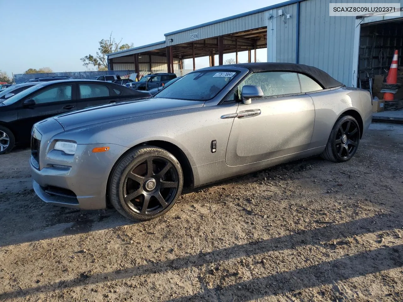 2020 Rolls-Royce Dawn Base VIN: SCAXZ8C09LU202371 Lot: 77817664