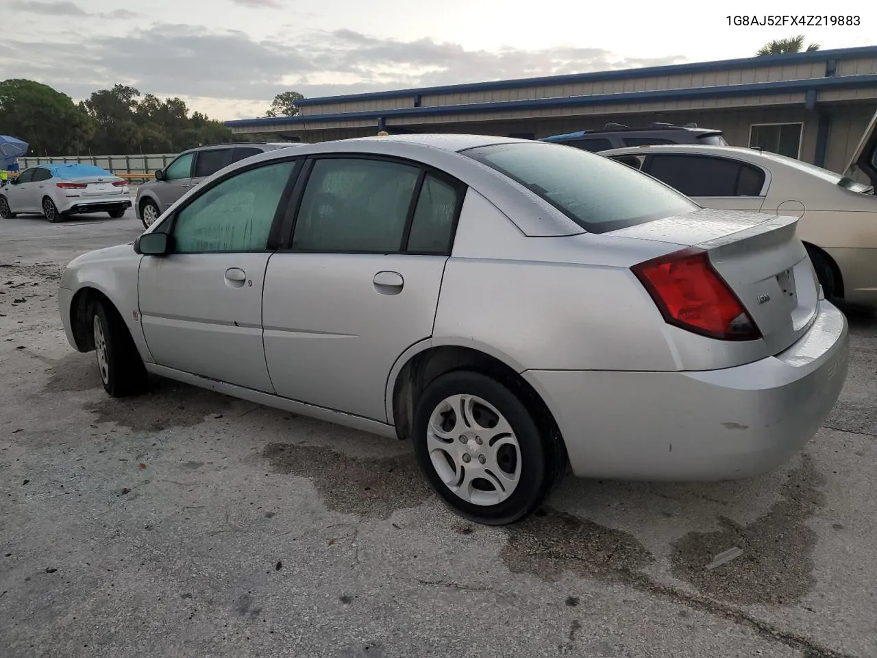 1G8AJ52FX4Z219883 2004 Saturn Ion Level 2