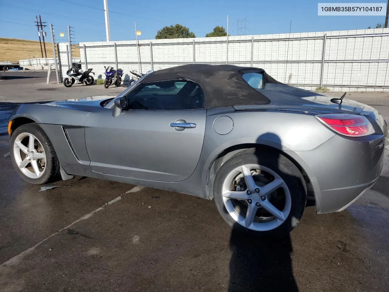 2007 Saturn Sky VIN: 1G8MB35B57Y104187 Lot: 71895084