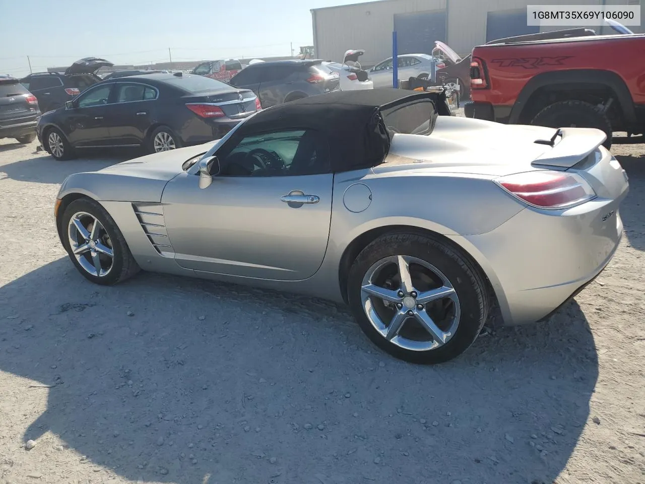 1G8MT35X69Y106090 2009 Saturn Sky Redline