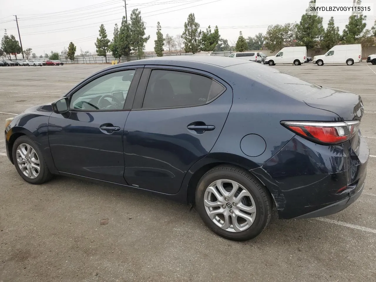 3MYDLBZV0GY115315 2016 Toyota Scion Ia