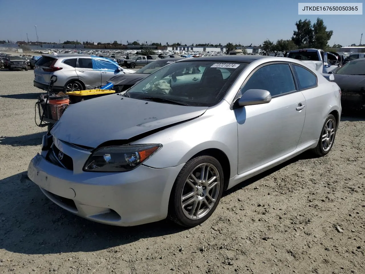 2005 Toyota Scion Tc VIN: JTKDE167650050365 Lot: 73721074