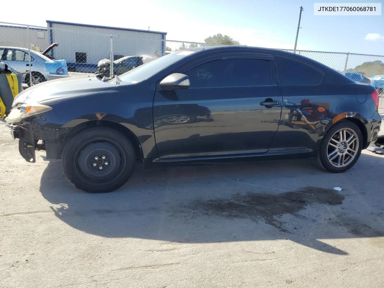 JTKDE177060068781 2006 Toyota Scion Tc