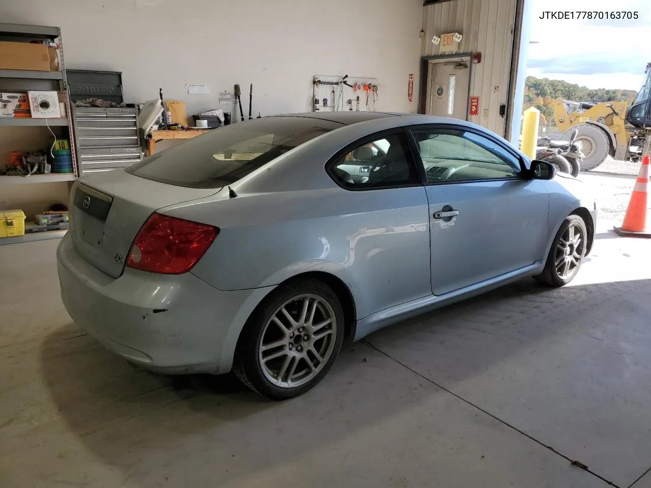 2007 Toyota Scion Tc VIN: JTKDE177870163705 Lot: 76361464