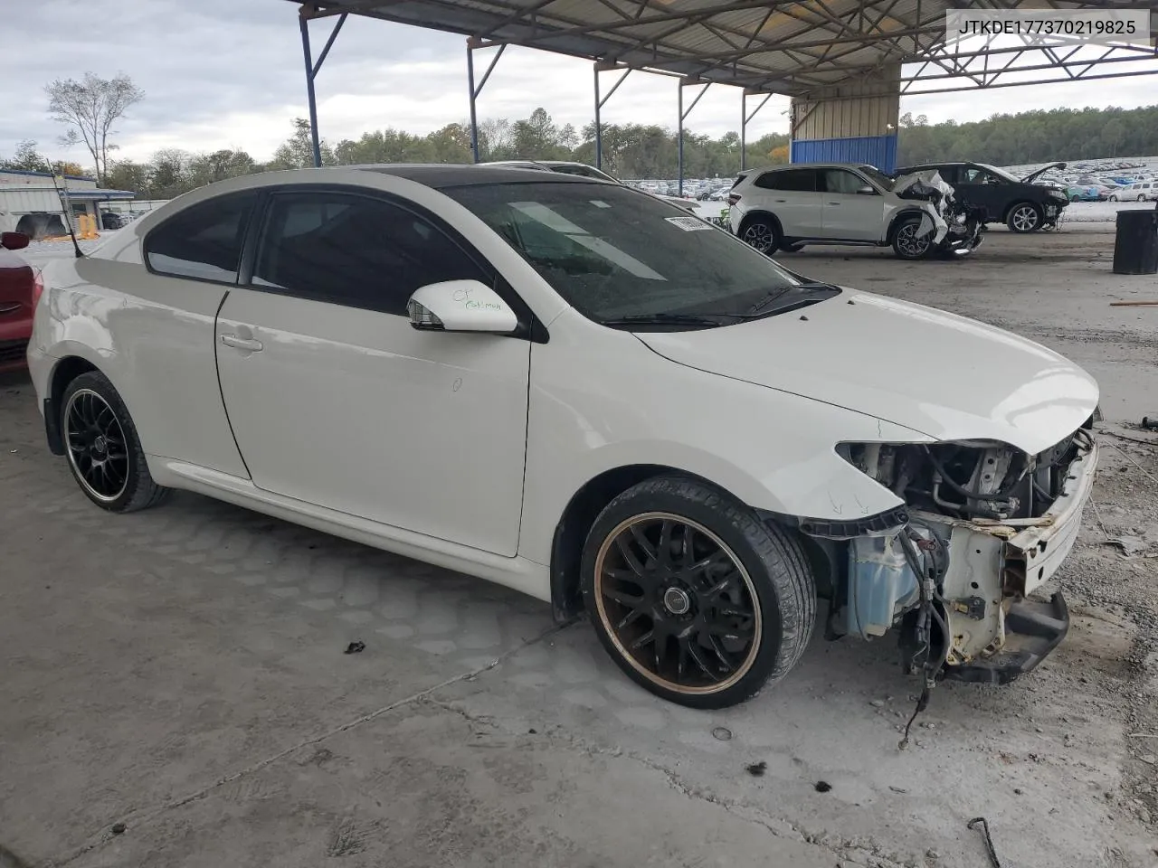 JTKDE177370219825 2007 Toyota Scion Tc