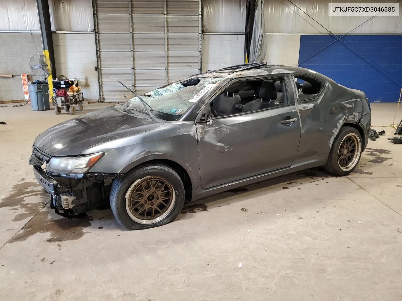 JTKJF5C7XD3046585 2013 Toyota Scion Tc