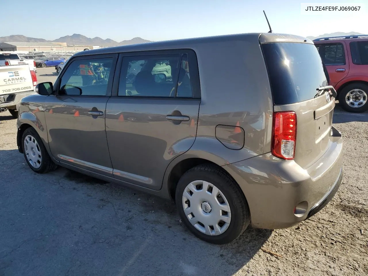 JTLZE4FE9FJ069067 2015 Toyota Scion Xb