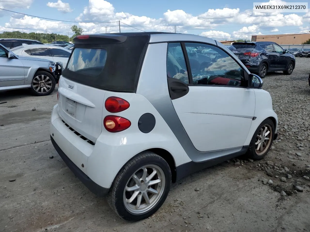 2009 Smart Fortwo Passion VIN: WMEEK31X69K212370 Lot: 67723684