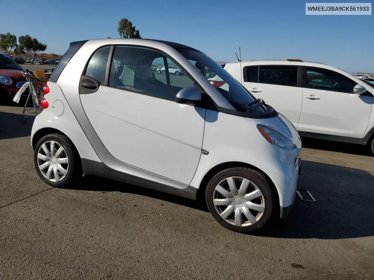 2012 Smart Fortwo Pure VIN: WMEEJ3BA9CK561933 Lot: 74830044