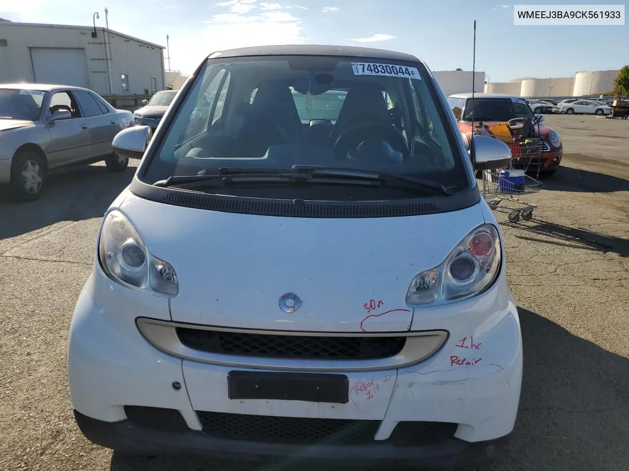 2012 Smart Fortwo Pure VIN: WMEEJ3BA9CK561933 Lot: 74830044