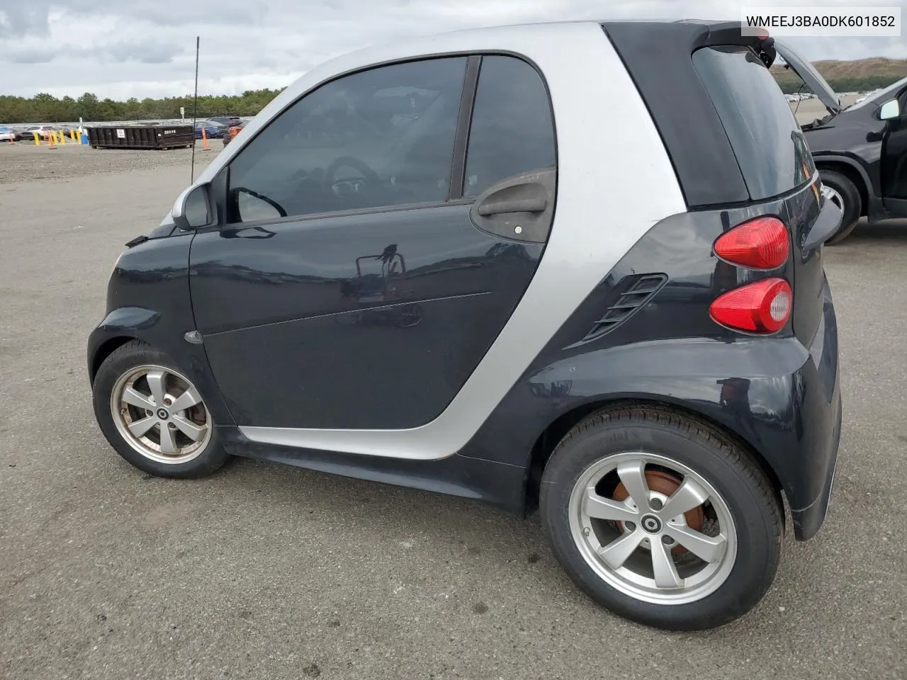 2013 Smart Fortwo Pure VIN: WMEEJ3BA0DK601852 Lot: 71201764