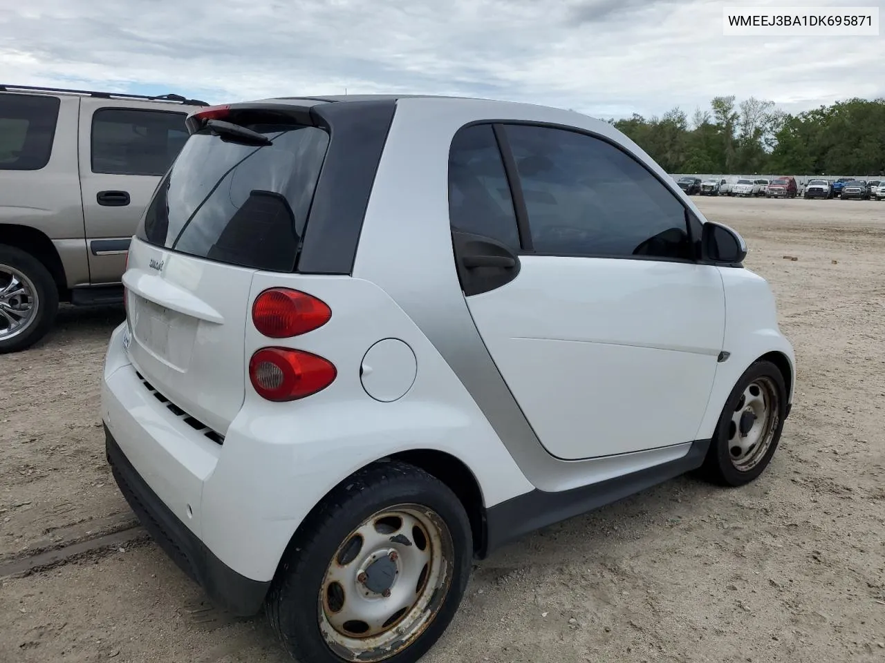 WMEEJ3BA1DK695871 2013 Smart Fortwo Pure