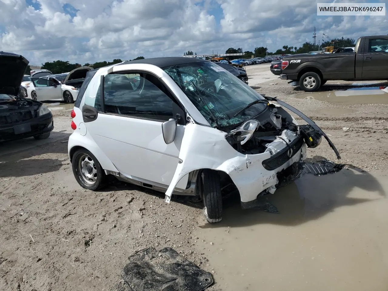 2013 Smart Fortwo Pure VIN: WMEEJ3BA7DK696247 Lot: 77037184