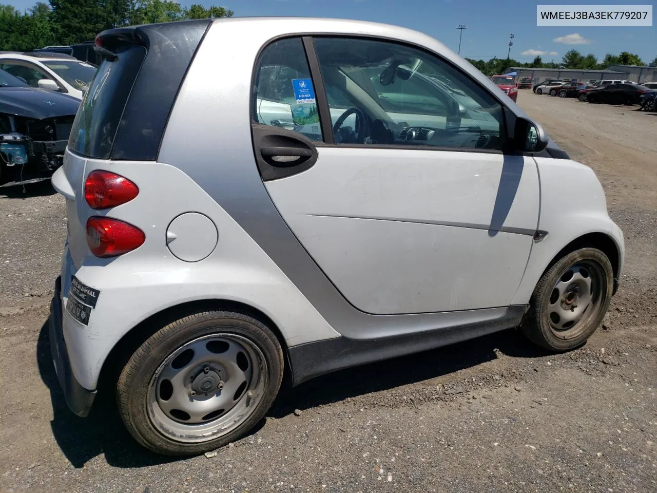 2014 Smart Fortwo Pure VIN: WMEEJ3BA3EK779207 Lot: 56343084