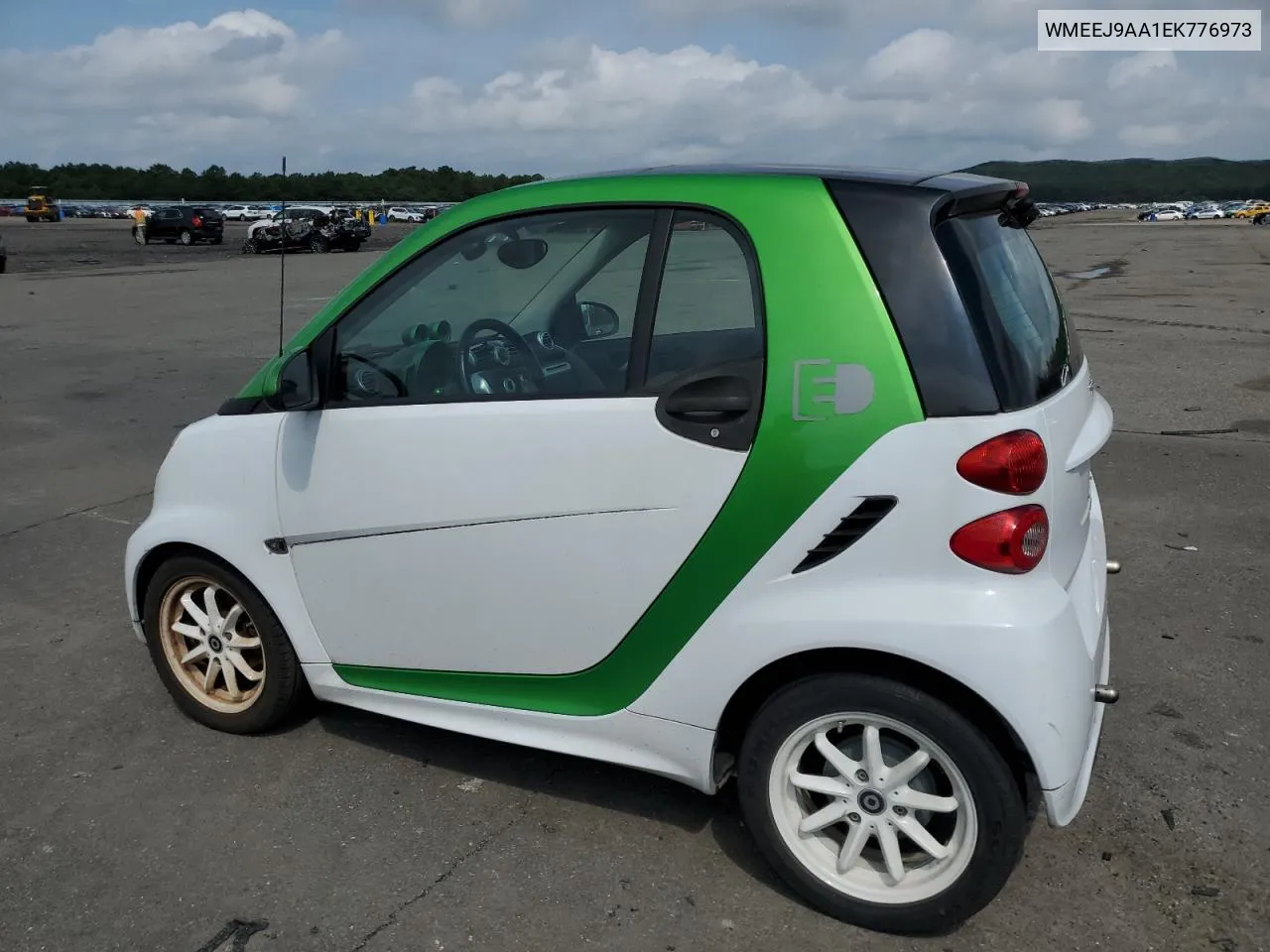 WMEEJ9AA1EK776973 2014 Smart Fortwo