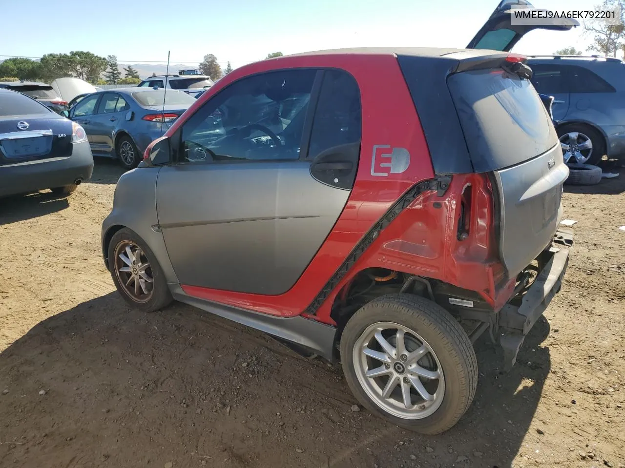 2014 Smart Fortwo VIN: WMEEJ9AA6EK792201 Lot: 74756574