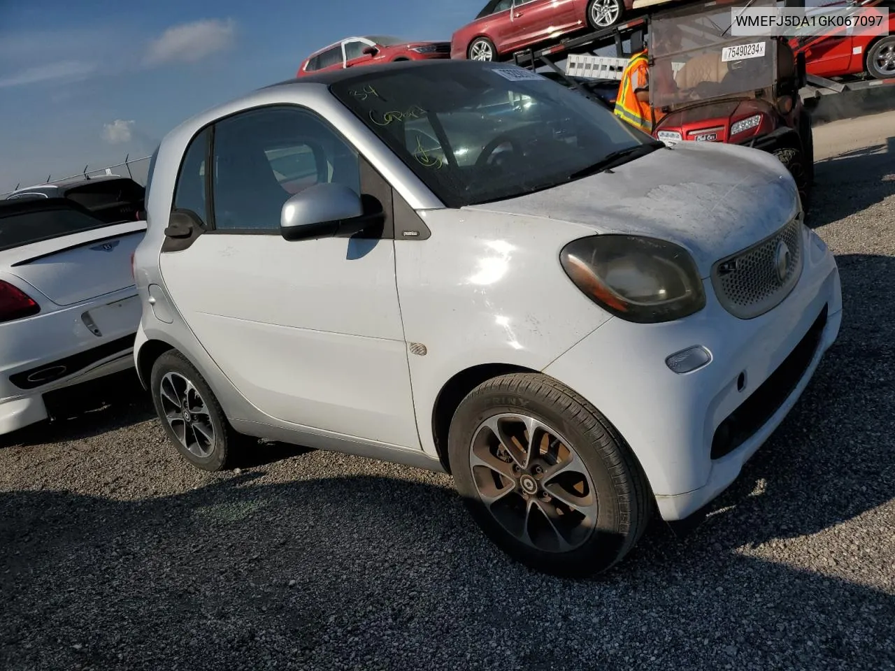 WMEFJ5DA1GK067097 2016 Smart Fortwo