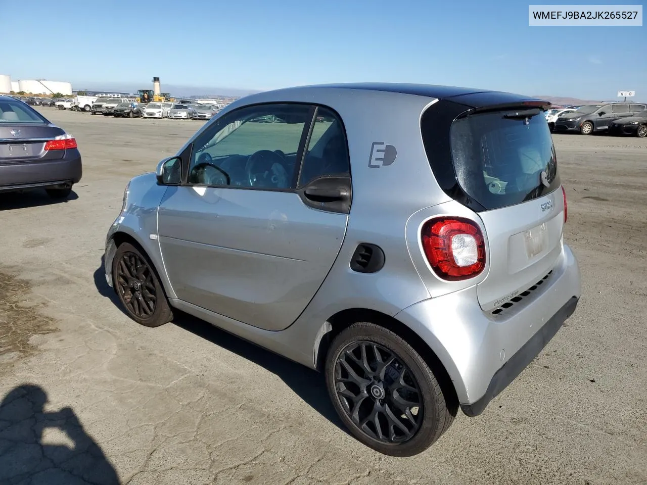 WMEFJ9BA2JK265527 2018 Smart Fortwo