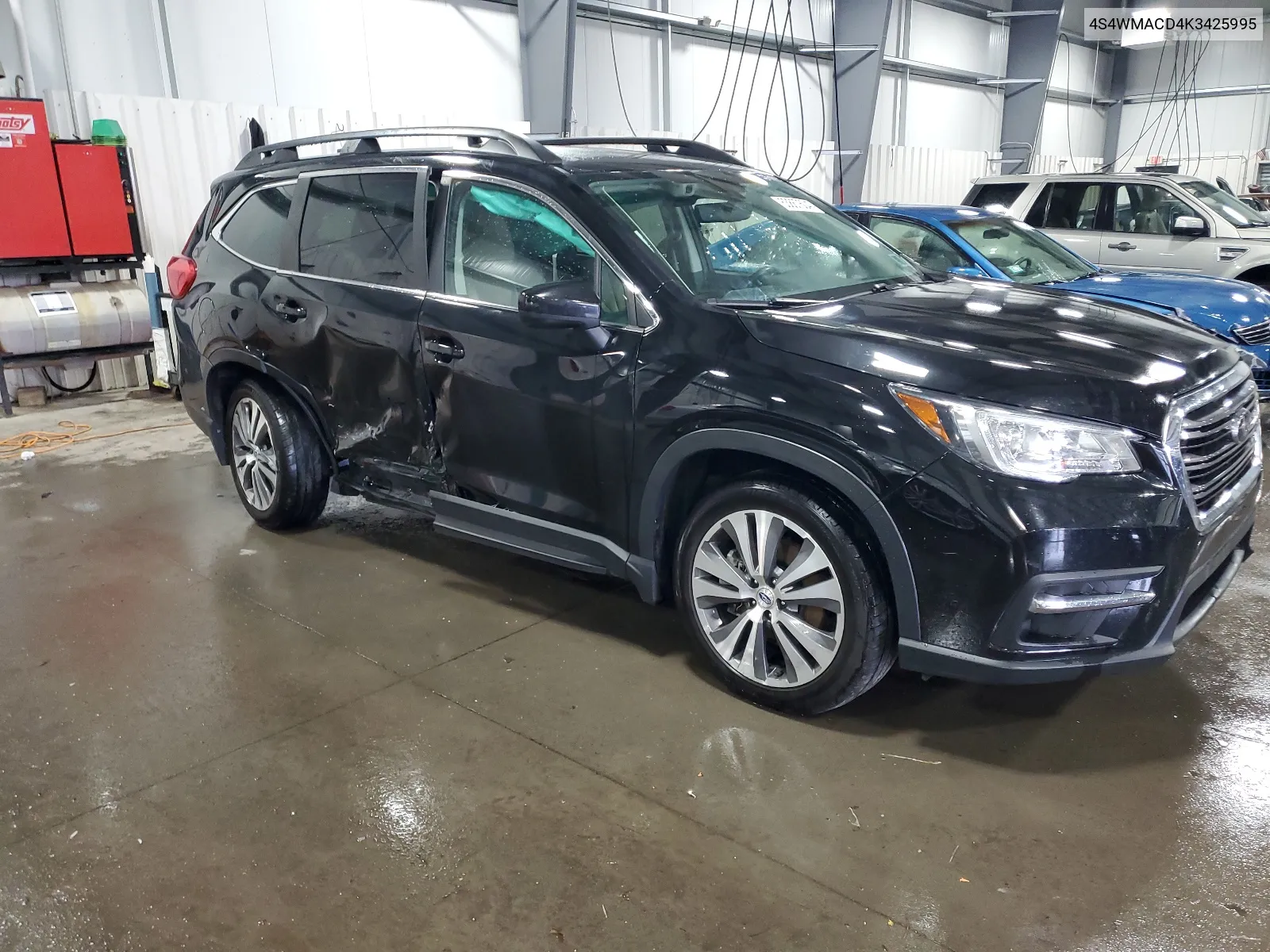 2019 Subaru Ascent Premium VIN: 4S4WMACD4K3425995 Lot: 63867604