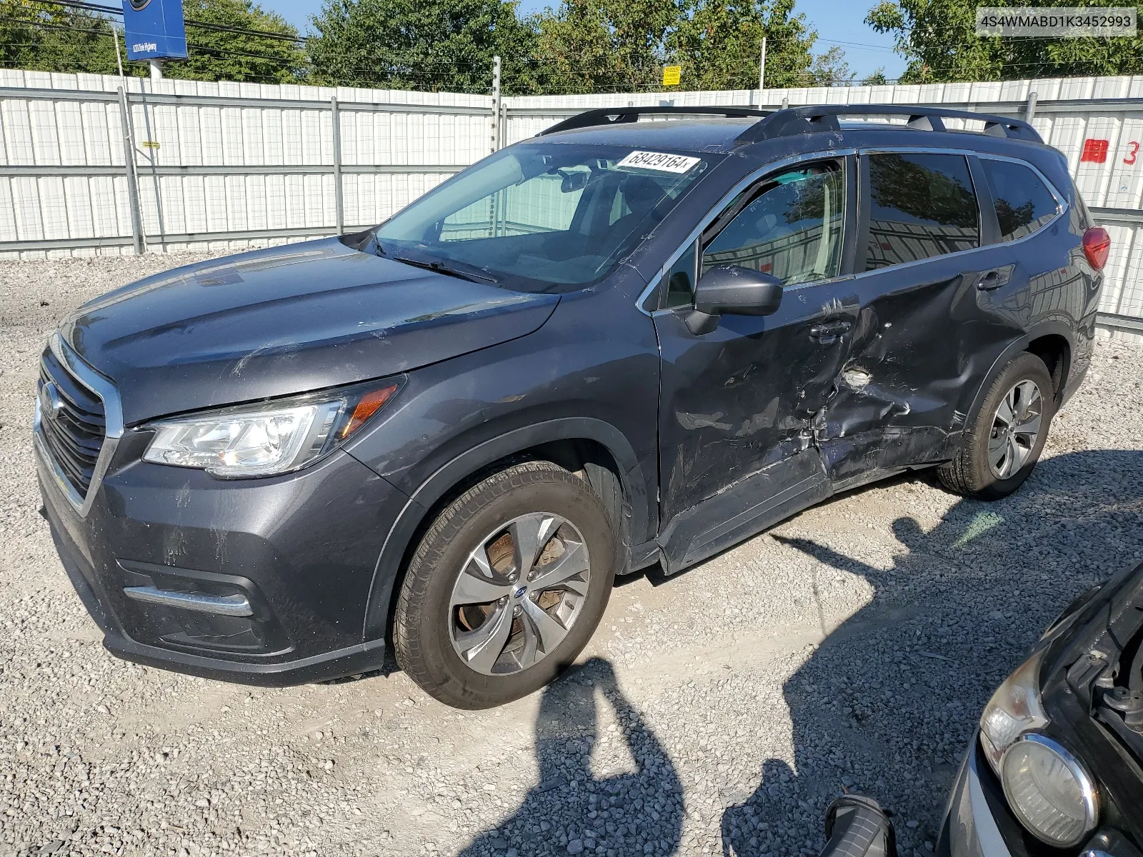 2019 Subaru Ascent Premium VIN: 4S4WMABD1K3452993 Lot: 68429164