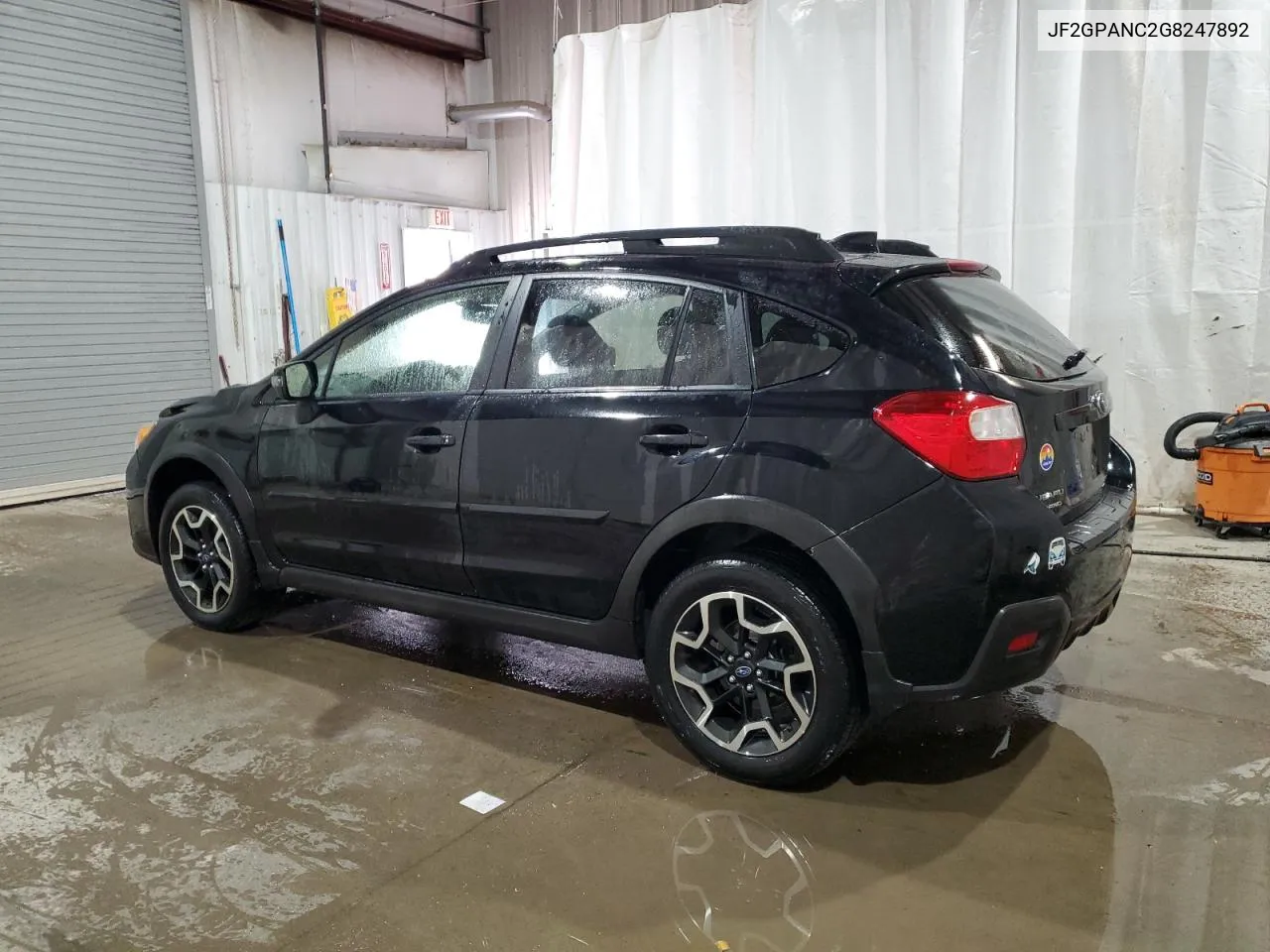 2016 Subaru Crosstrek Limited VIN: JF2GPANC2G8247892 Lot: 70266834