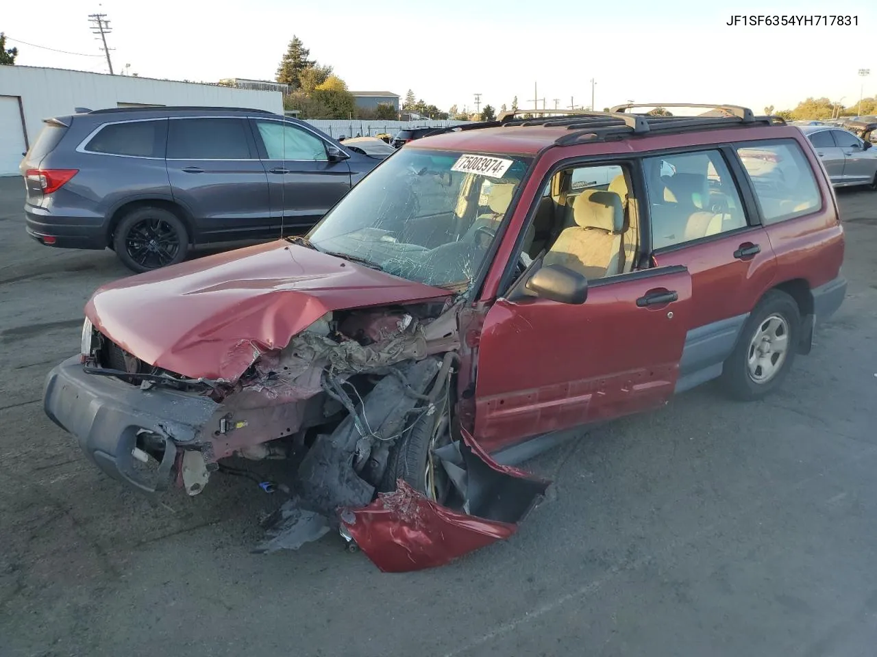 2000 Subaru Forester L VIN: JF1SF6354YH717831 Lot: 75003974