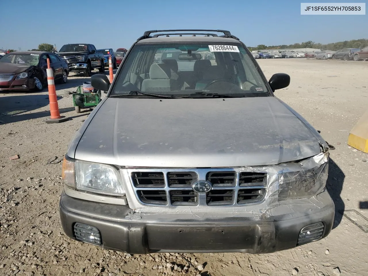 2000 Subaru Forester S VIN: JF1SF6552YH705853 Lot: 76286444